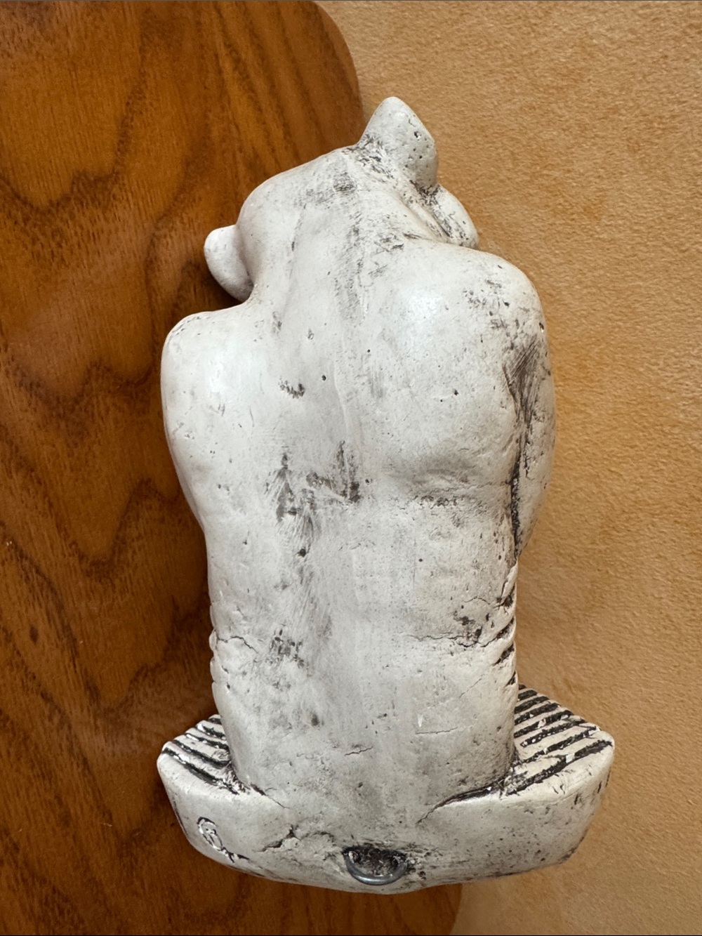 “Bone Gnawing" resin gargoyle statue. Decorative Wall art. - Picture 11 of 12